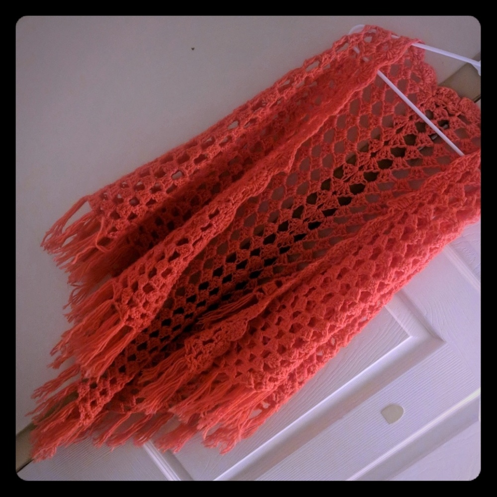 Knitted handmade hot pink shaw